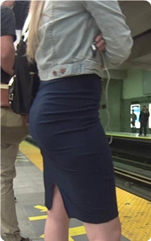 [包臀裙] 在地铁站候车的紧身紫裙性感俏臀OL[160MB] 