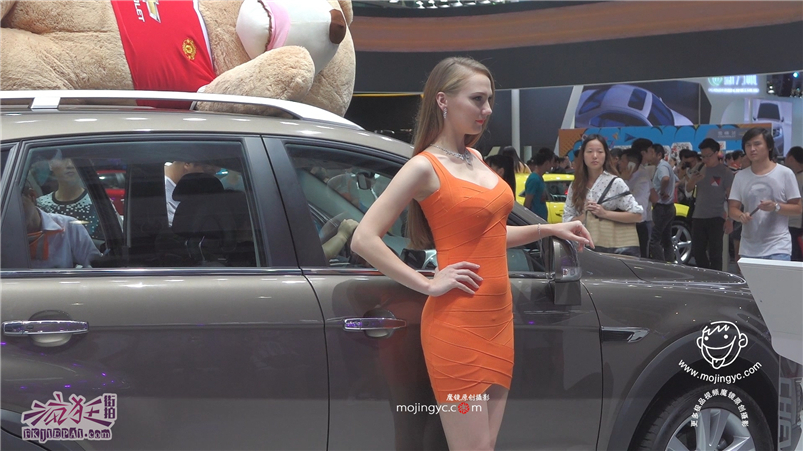 【已补档】[王的女人] 橘黄色洋模诱惑@2015广州国际车展